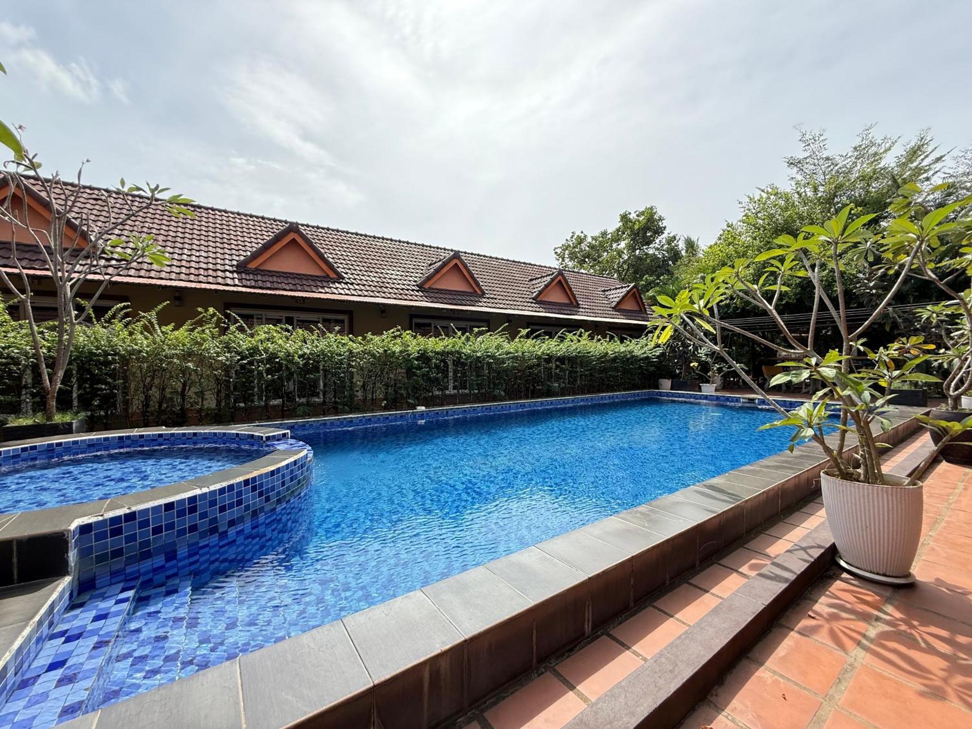 Hello Kampot Resort Exterior foto